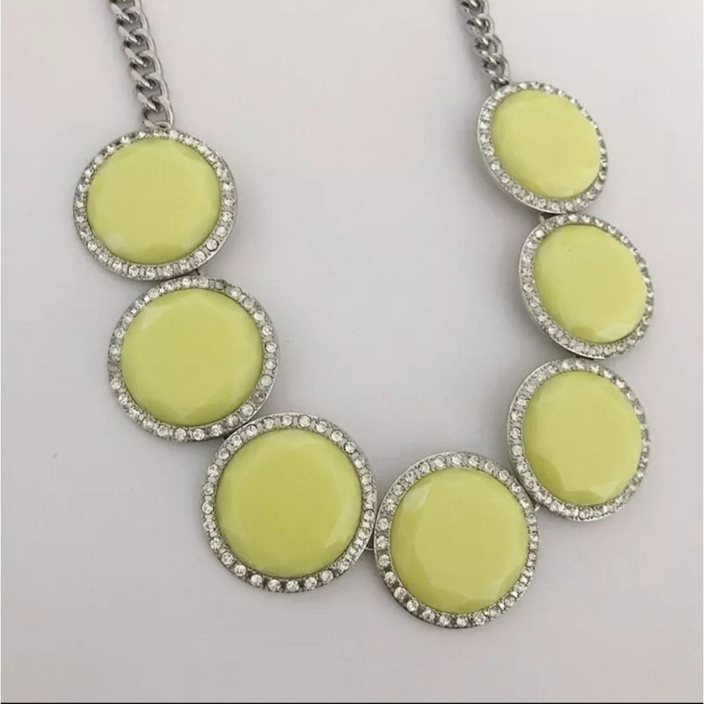 BANANA REPUBLIC SILVER TONE CUT CRYSTAL FLUORESCENT YELLOW 20-22" NECKLACE NWOT - Picture 2 of 2